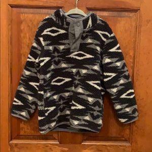 It’s Winter Pullover sweatshirt size 5